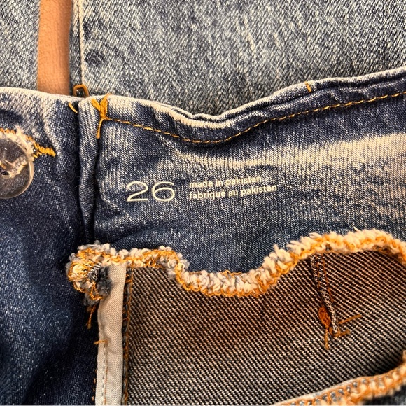 PILCRO ‘Kick’ Mid Rise Crop Wide Leg Faded Medium Wash Jeans- Size 26 - Picture 13 of 16